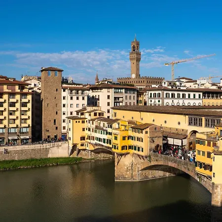 - Luxury River With Terrace Apartment